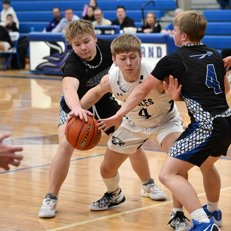 Hunter splits the defense