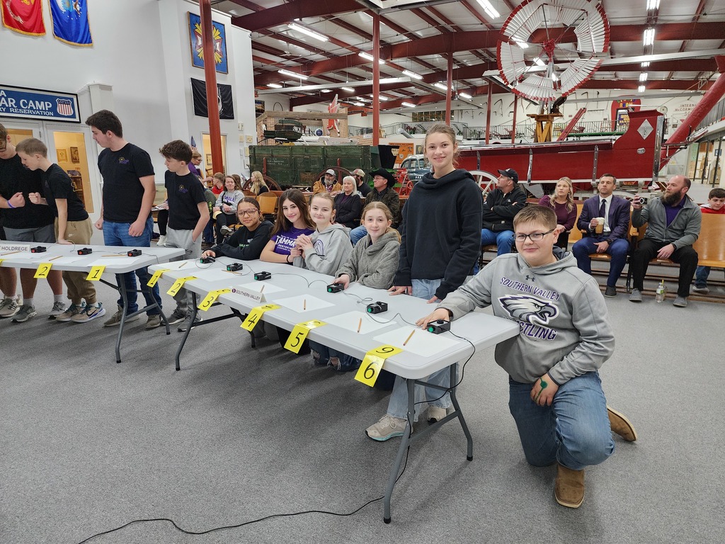 JH Quiz Bowl team competing at ESU meet