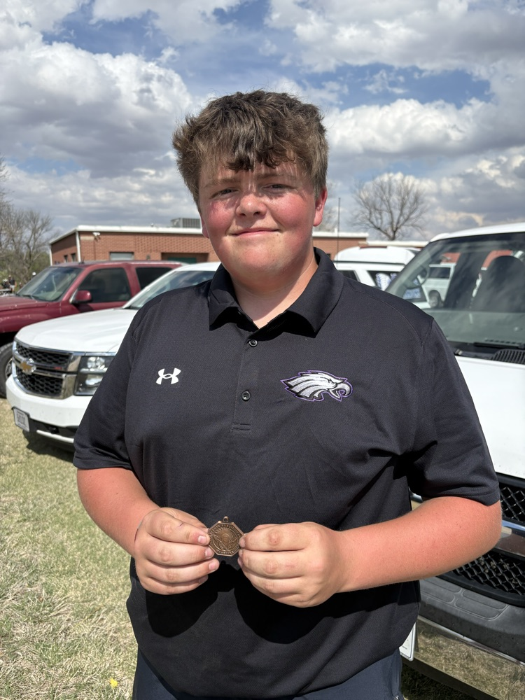  Xander shoots 81 to place 6th 