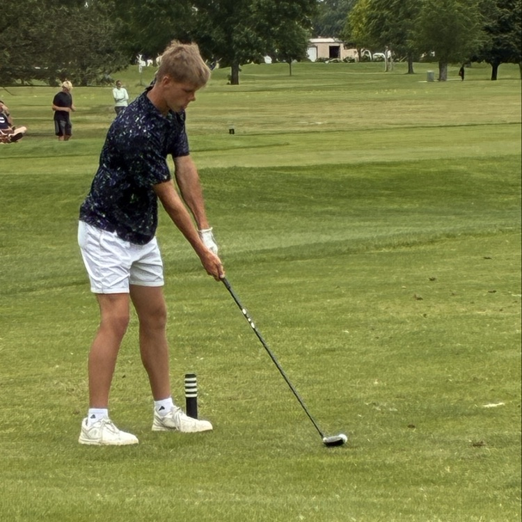 Jace teeing off