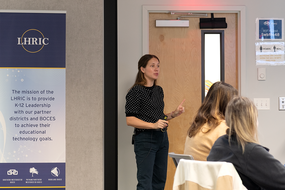 Dr. Mandy McLean presents at the TLI Kickoff event