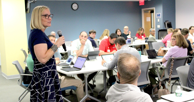 Kelly Nocca speaking to Stepinac educators