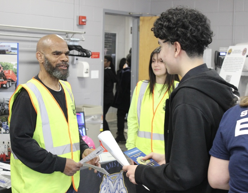 Union representatives met with students at the Job Fair.