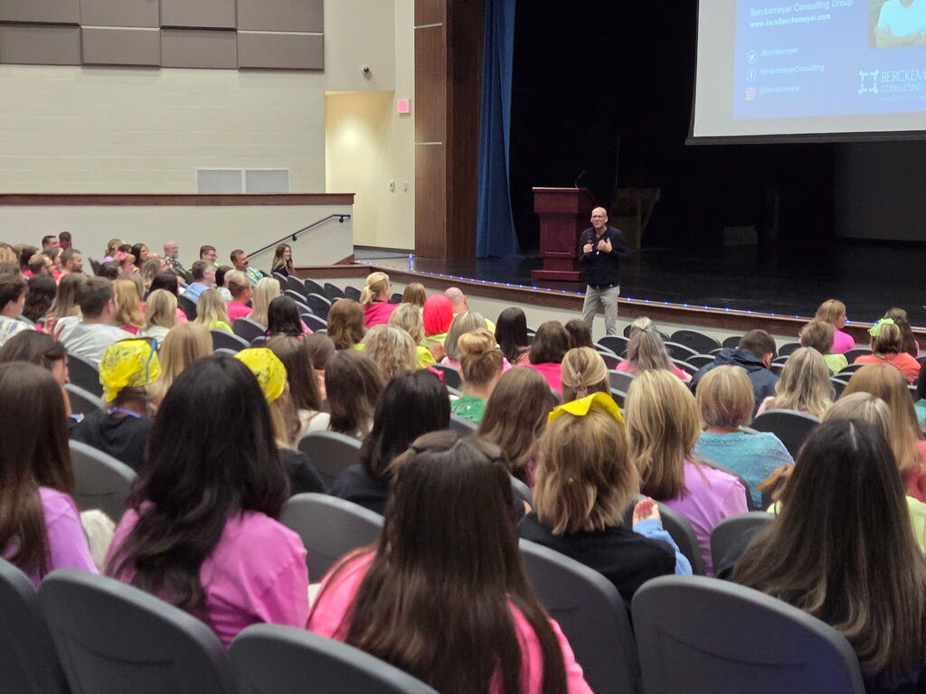 auditorium guest and speaker
