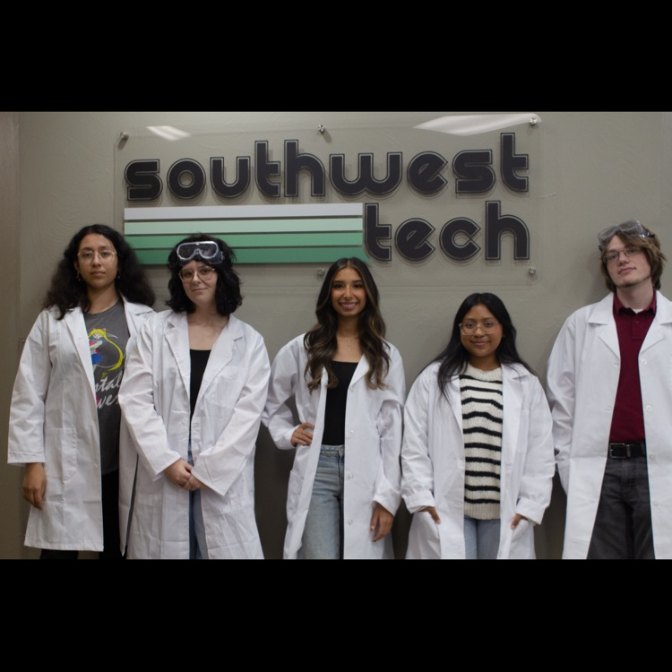 5 HOSA officers 