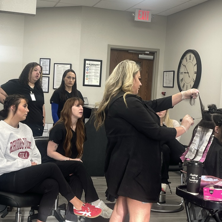 students watching hair foiling process
