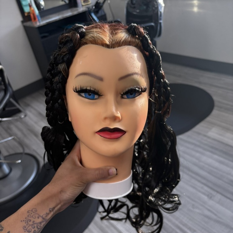 box braid with feed in hairstyle 