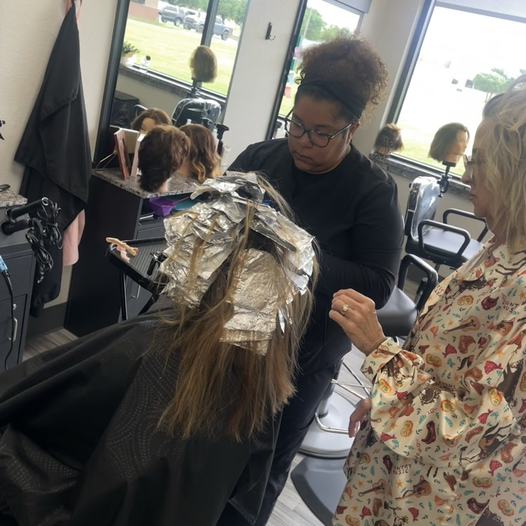 cosmo student 1 foiling hair