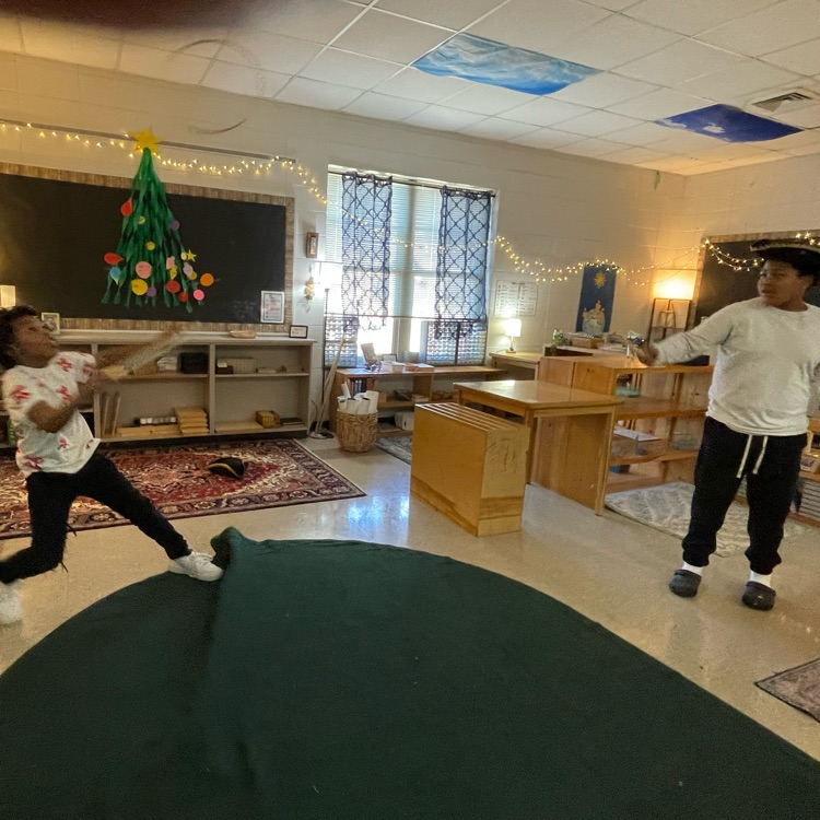 Upper El Colonial Day