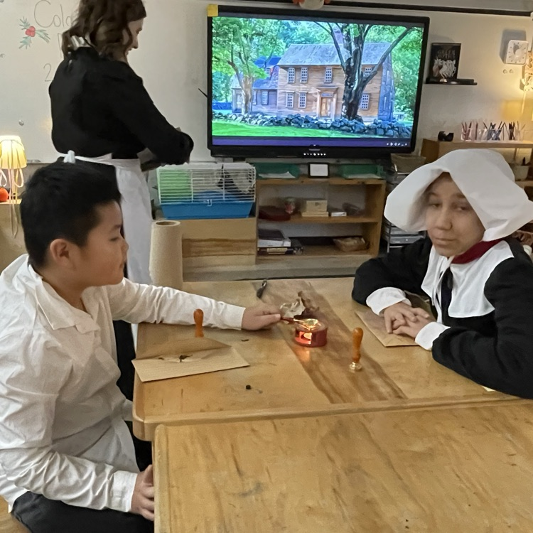 Upper El Colonial Day