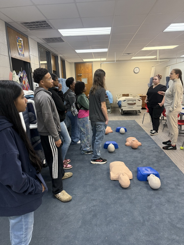 Carver 8th Grade Visits Daniel Morgan