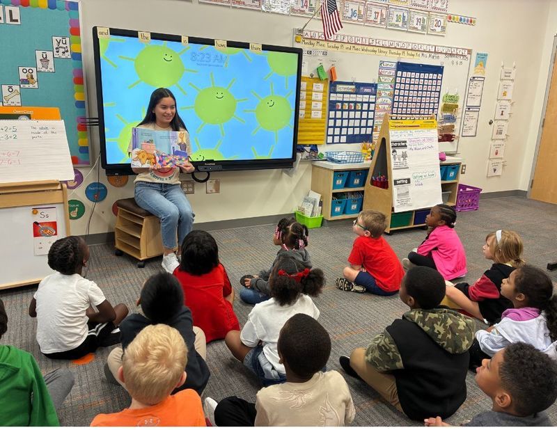 SHS Cadets reading at DMES