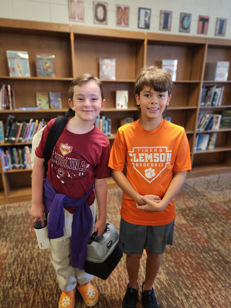 LMS College Colors Day