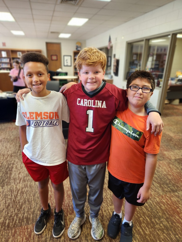 LMS College Colors Day