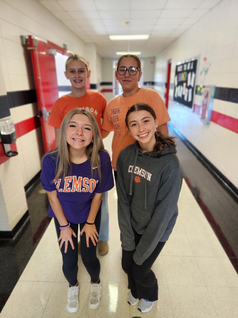 LMS College Colors Day