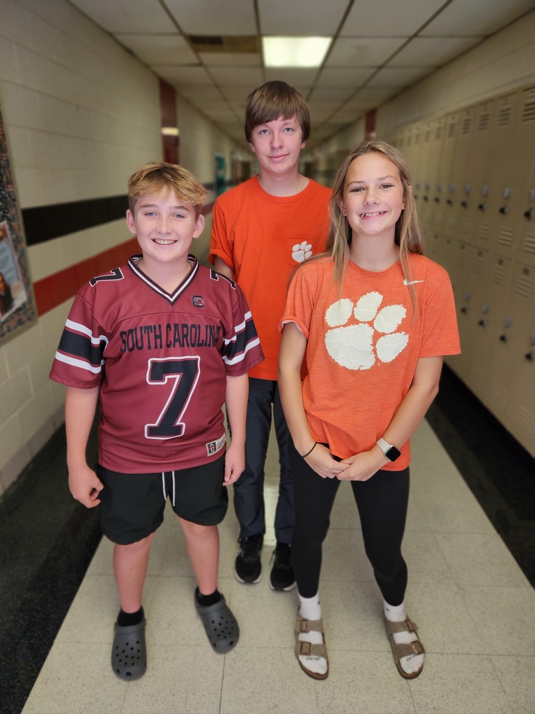 LMS College Colors Day