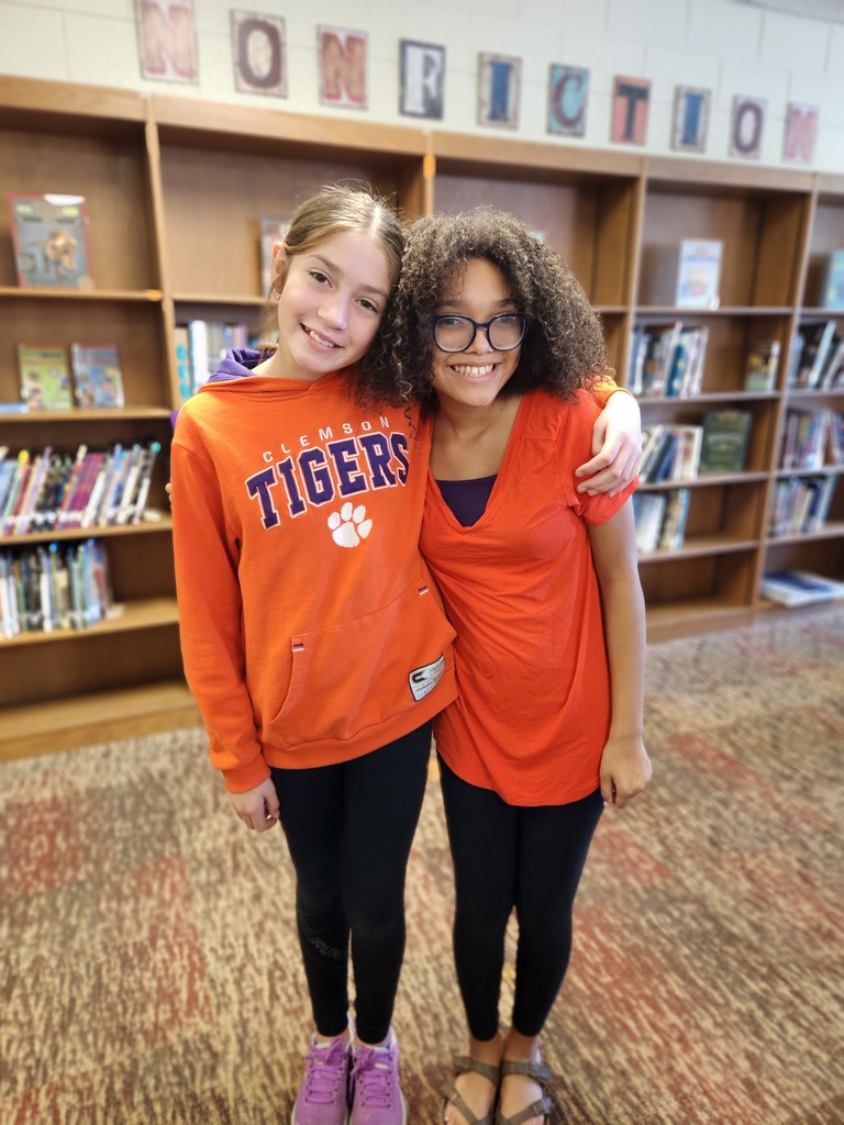 LMS College Colors Day