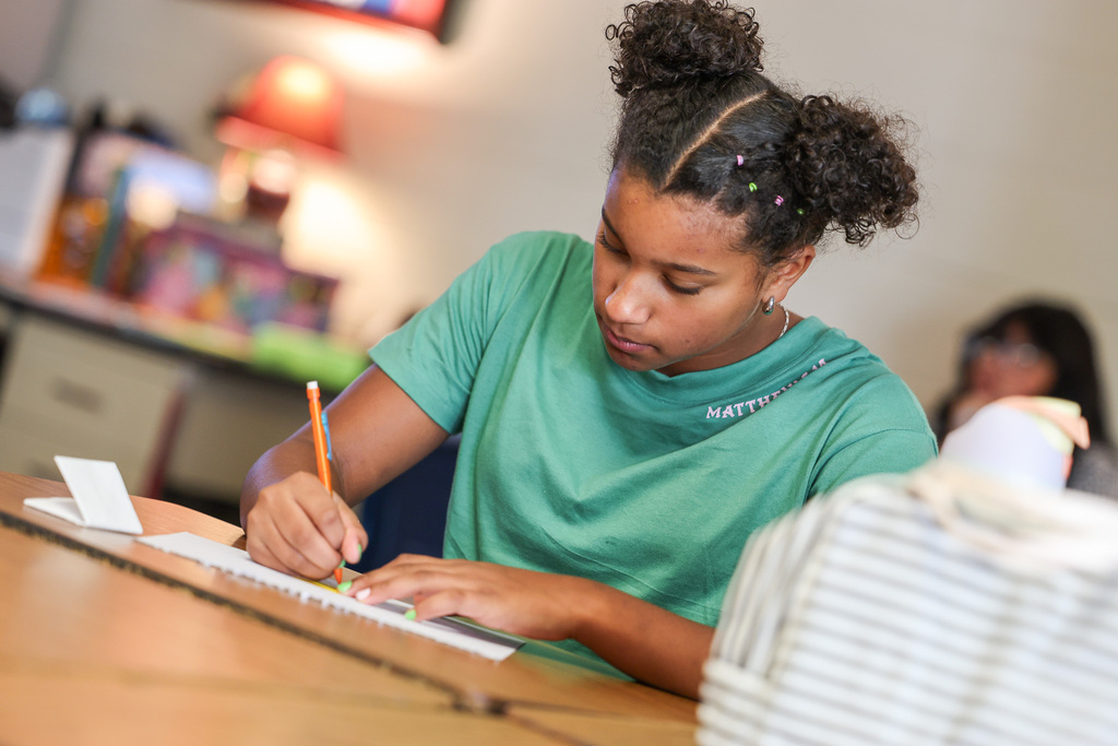 girl writing