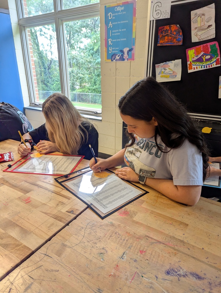 LMS visual arts students
