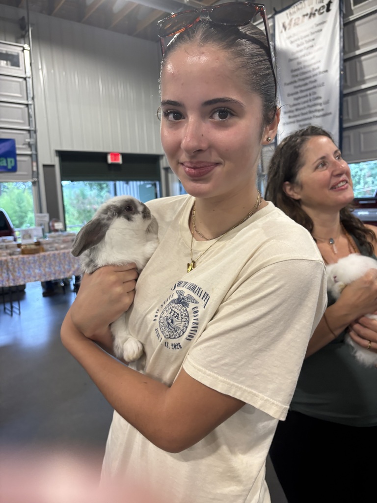 LMS FFA at the Landrum Farmer's Market
