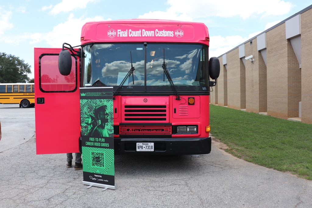 Pink Bus Cybersecurity Experience at DMTC