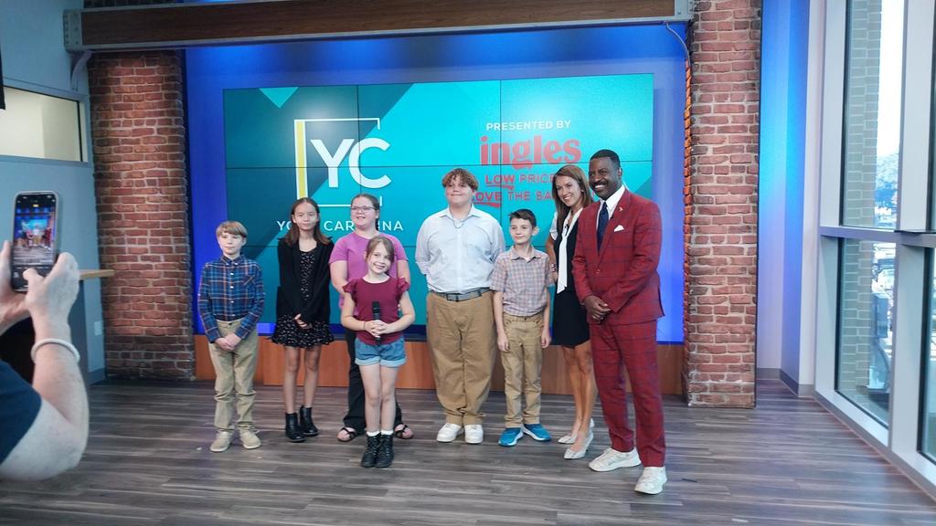 Cannons Elementary News Crew Visits WSPA 7 Your Carolina