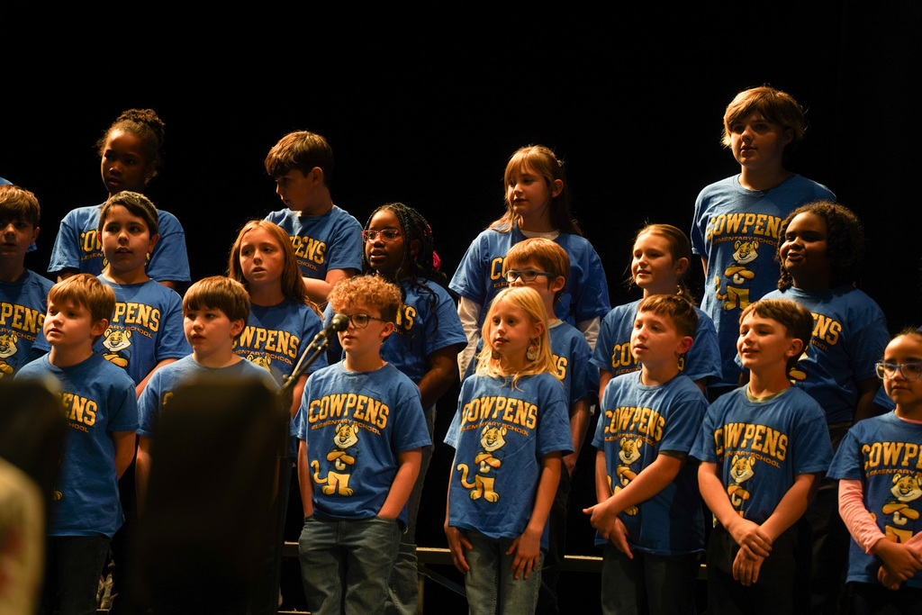 Cowpens Elementary School 4th and 5th grade students delivered an exciting performance of "Santa Claus: A Wonderful Website Christmas" last night at District Three Community Auditorium! 🎄 The program told the story of Santa’s wildly popular new website becoming overwhelmed with emails - putting Christmas deliveries at risk - until one student’s selfless gift request helped restore Santa's gift log.  Students and staff did an outstanding job!
