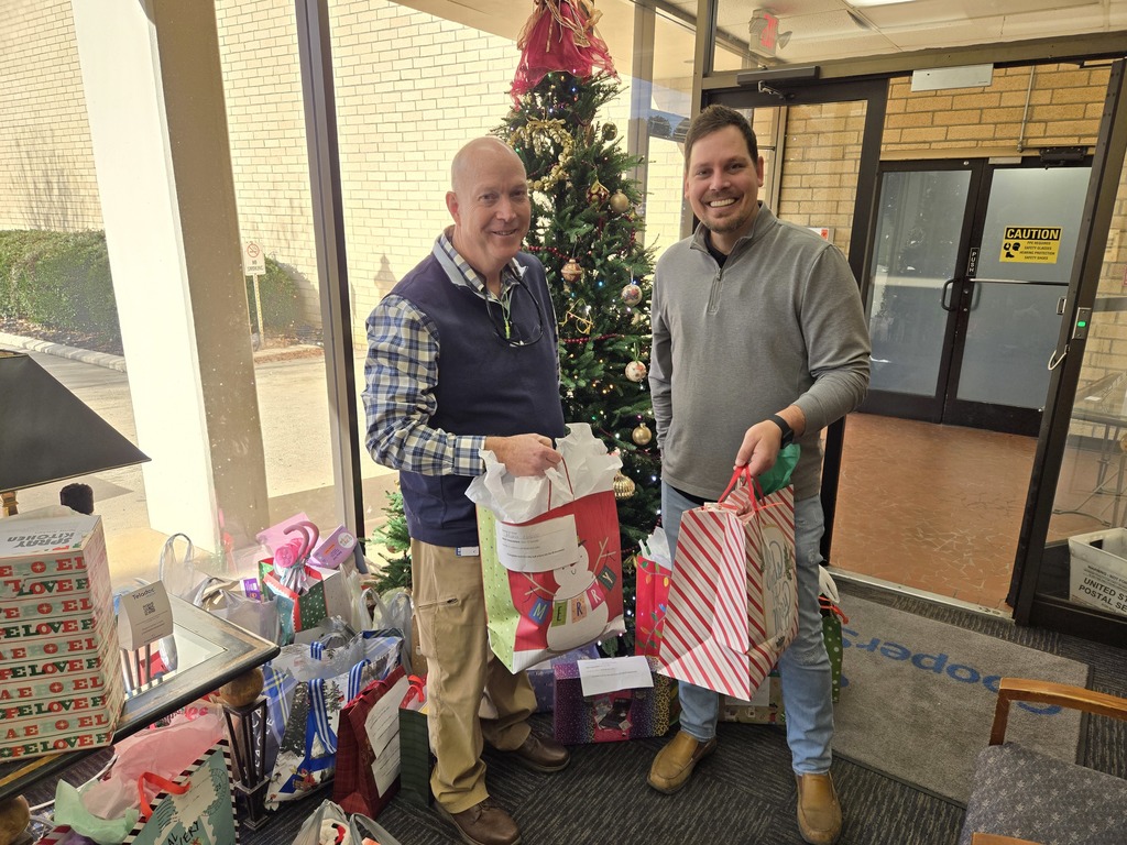 Christmas Assistance 2025 helps provide gifts for 650 District Three students