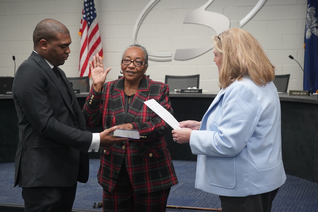 We were proud to officially swear in re-elected members of our Board of Trustees last night! We thank these dedicated trustees for their willingness to continue sharing their time and experience in support of our students and staff. 