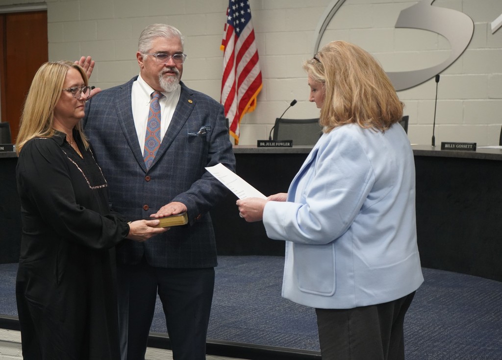 We were proud to officially swear in re-elected members of our Board of Trustees last night! We thank these dedicated trustees for their willingness to continue sharing their time and experience in support of our students and staff. 
