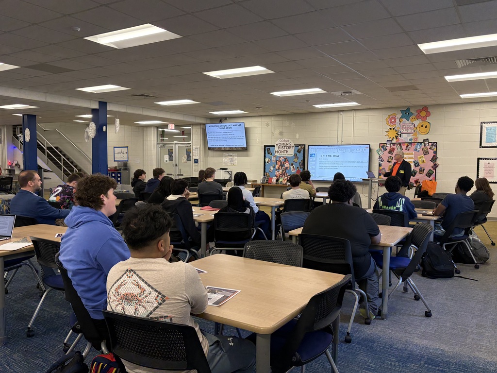 Gettys D. Broome High School students had the opportunity today to hear from Lee Ferrell, Director of the Language and International Business Program at Clemson University. Students were able to learn about furthering their language studies in both German and Spanish, study abroad opportunities, and careers in our area where they could utilize their language skills. Thank you, Mr. McAninch, for organizing this amazing visit!