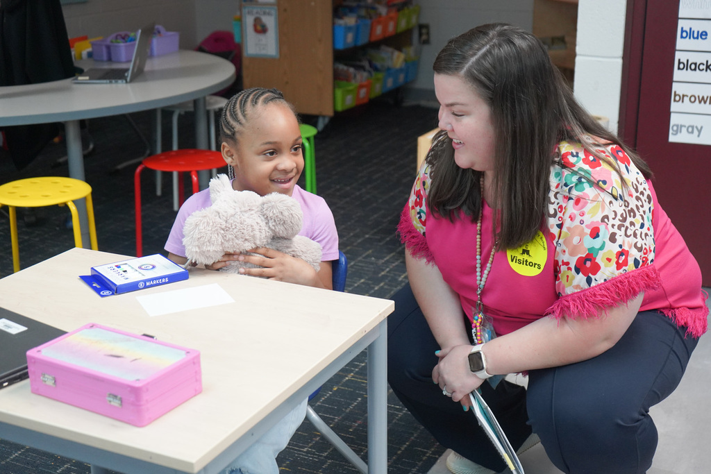 Cannons Elementary School hosted an ArtsNOW Demonstration of Learning Day! Educators from around the county and state had the opportunity to see arts-integrated lessons firsthand! Students even had the chance to perform their new school theme song from The Sound of Learning. Cannons Elementary is in its third year as an ArtsNOW partner and has been an Arts in Basic Curriculum School since 2011. Great job, Champions!