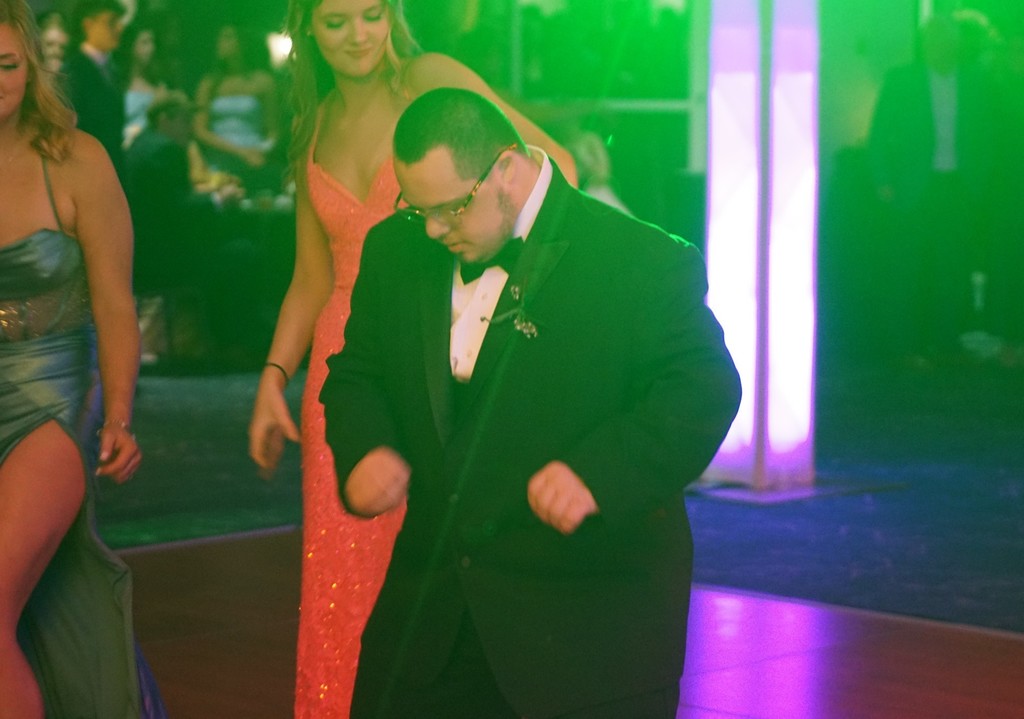 Prom 2026 👑  Congratulations to Sarah Hartell and Noah Young on being named Prom Queen and Prom King!