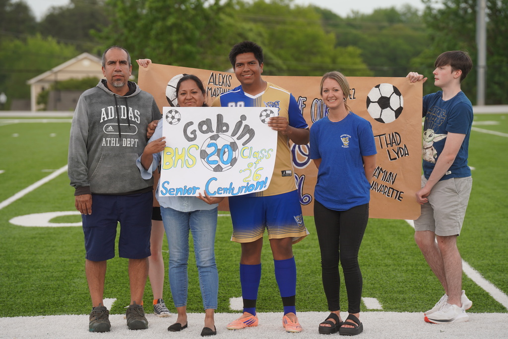 Boys Soccer Senior Night! 📸⚽️  Congratulations to seniors Thad Lyda, Kevin Lopez, Roger McGee, Erick Navarette, Damian Navarette, Gabin Delgado, and Alexis Martinez-Lopez! Thank you for your commitment to Broome Soccer!