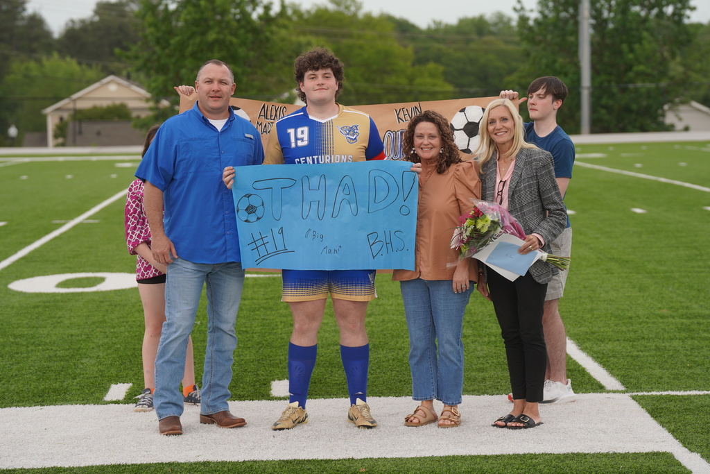 Boys Soccer Senior Night! 📸⚽️  Congratulations to seniors Thad Lyda, Kevin Lopez, Roger McGee, Erick Navarette, Damian Navarette, Gabin Delgado, and Alexis Martinez-Lopez! Thank you for your commitment to Broome Soccer!