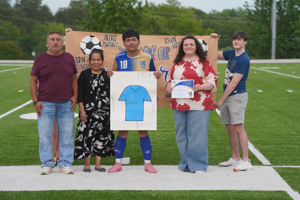 Boys Soccer Senior Night! 📸⚽️  Congratulations to seniors Thad Lyda, Kevin Lopez, Roger McGee, Erick Navarette, Damian Navarette, Gabin Delgado, and Alexis Martinez-Lopez! Thank you for your commitment to Broome Soccer!