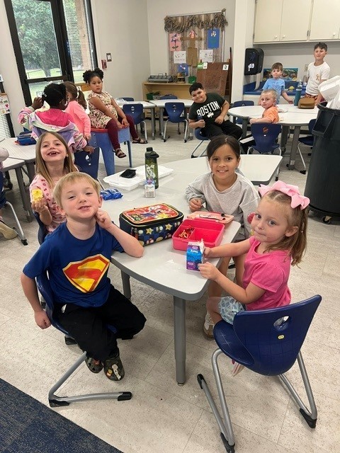 lunch buddies