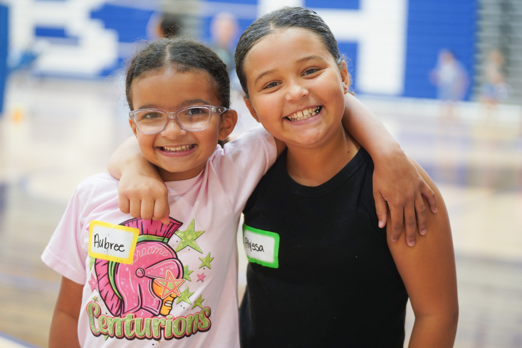 All smiles at Gettys D. Broome High School Volleyball Camp!🏐
