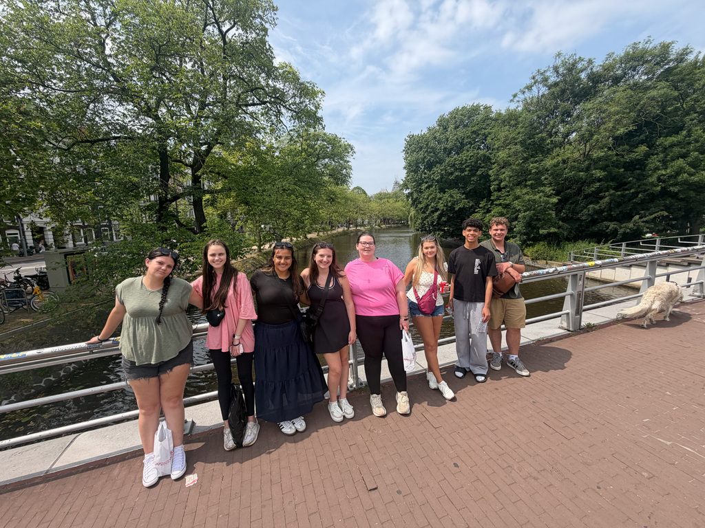 Gettys D. Broome High School students traveled to Amsterdam, Brussels, and Paris during their recent study abroad trip! 🌎 Next year, students will have the chance to explore Barcelona and the Mediterranean!