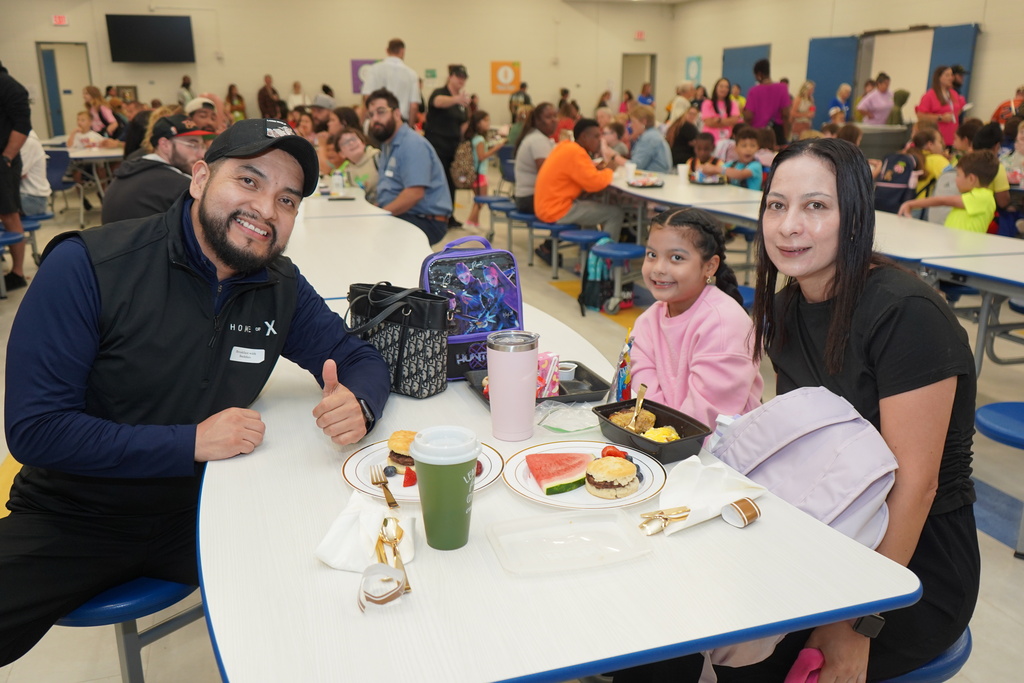 Breakfast with Buddies at Cowpens Elementary School 🥞📸 Thanks to all who joined us!