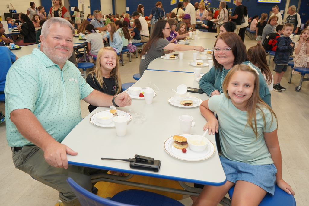 Grits for Grands at Pacolet Elementary School 🥞📸 Thanks to all who joined us!