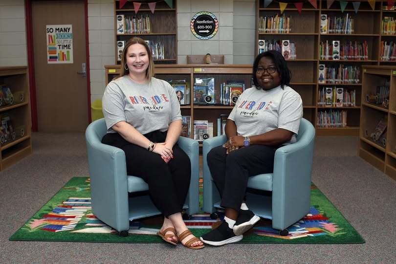 Meet our School Counselors! Heather Davidson Pam DeCaprio