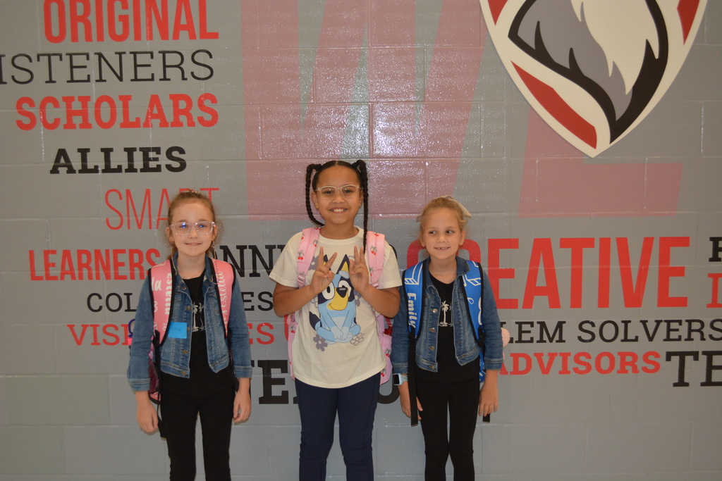 chidren on the first day