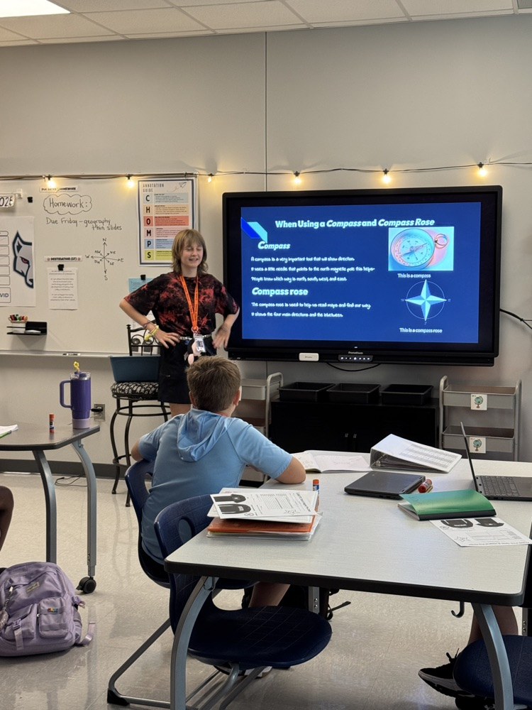 kids presenting to the class