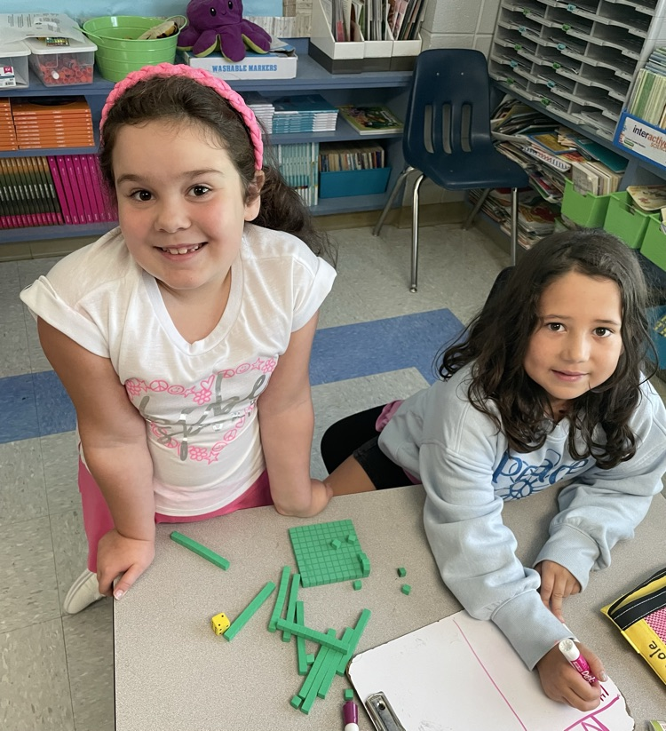 Math fun: Race to 100!