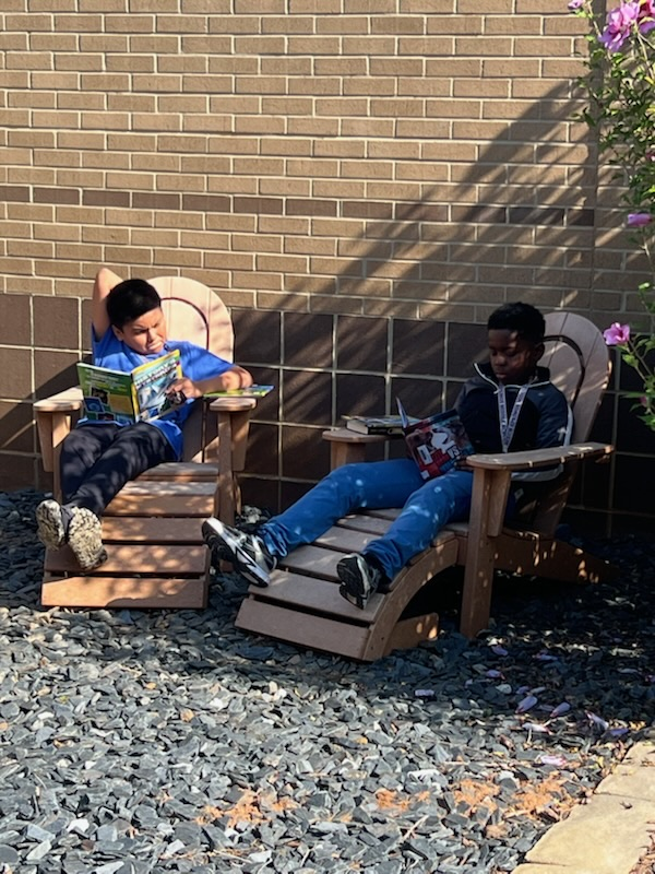 students reading