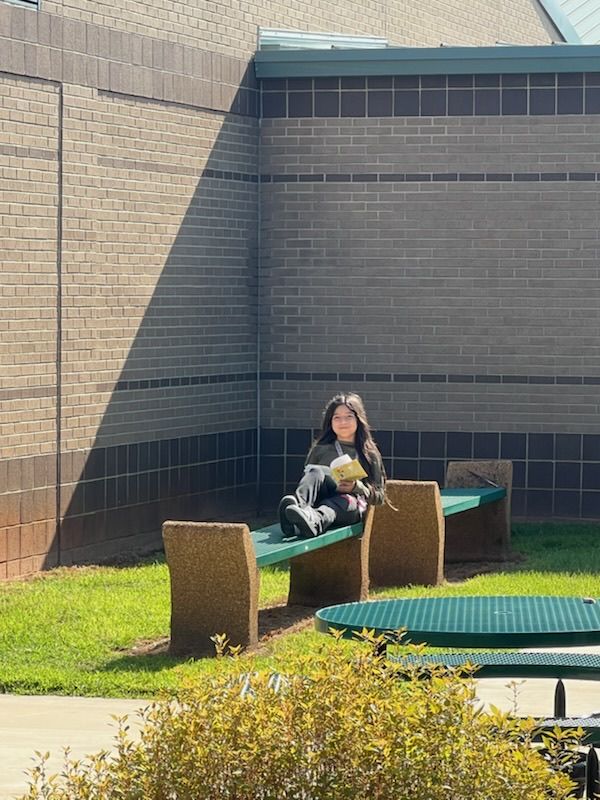 students reading