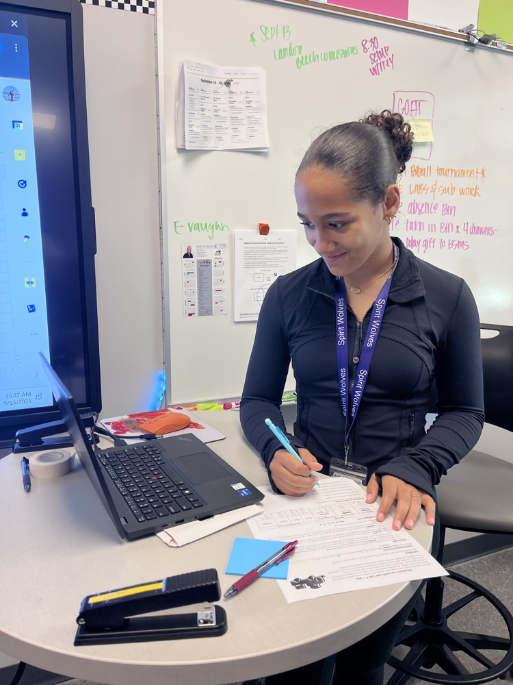 kids in science class 