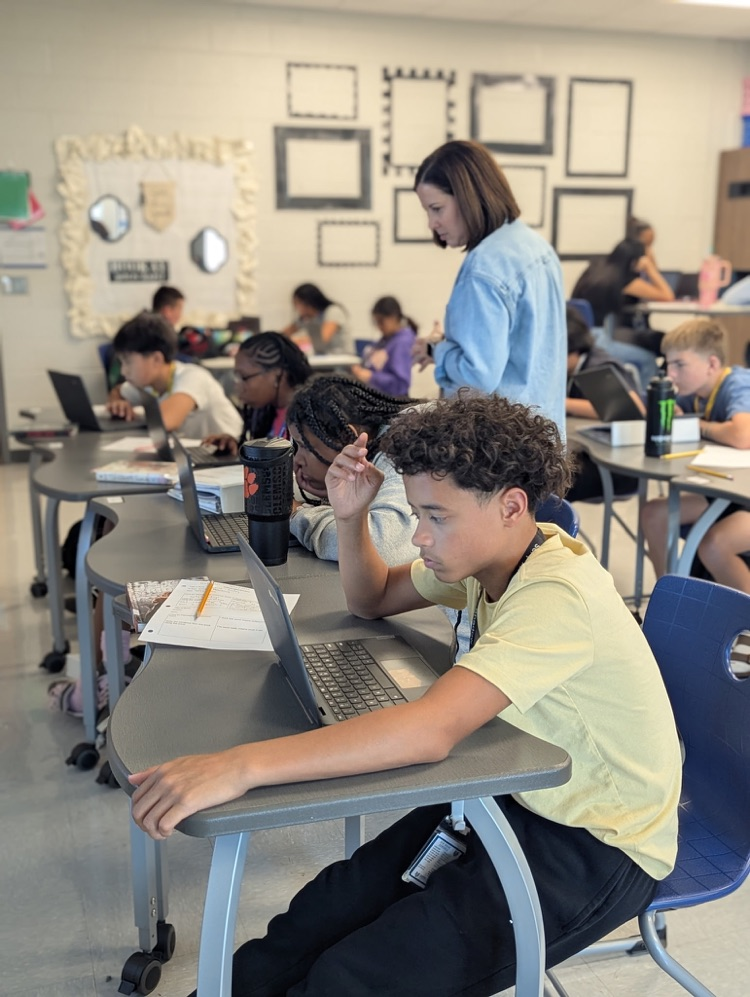 kids working on writing 