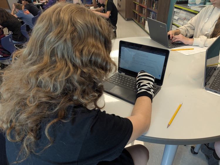 kids working on writing 